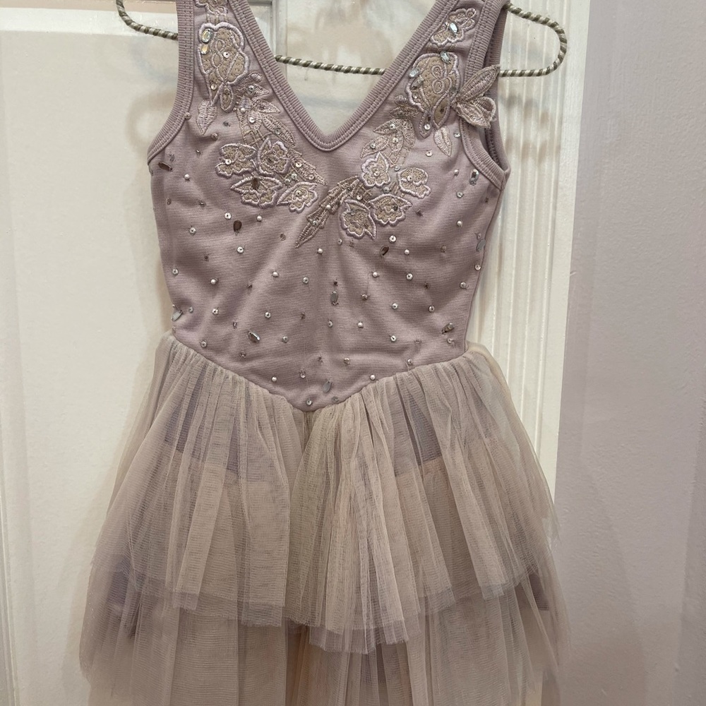 Girls lavender dress tutu with appliqué